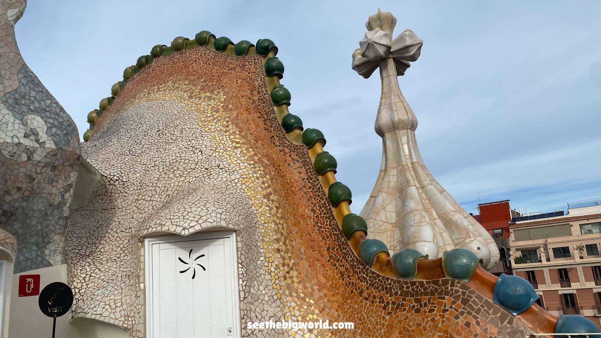 Casa Batlló Review – Gaudí’s Happiest Work | Tickets, Hours & Highlights