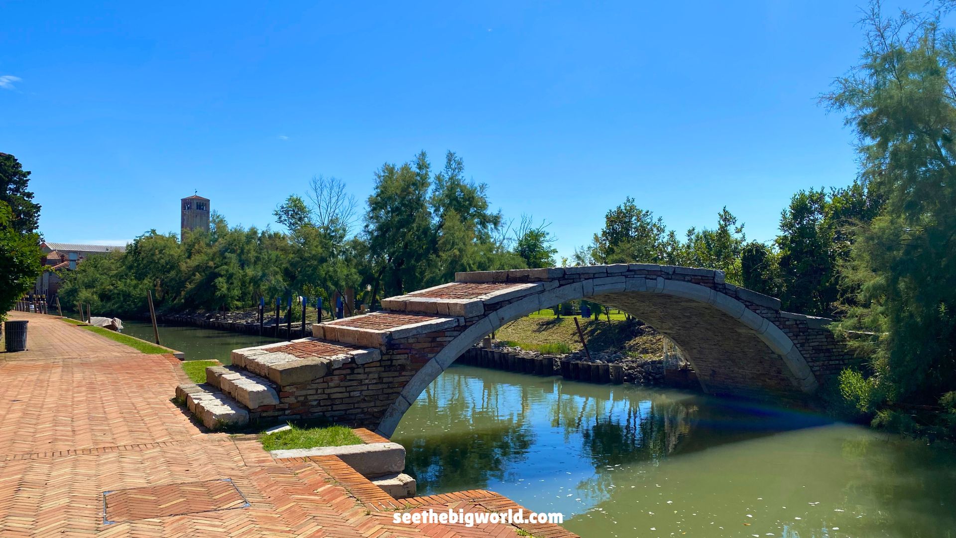 Venice Island Hopping: Burano, Mazzorbo, Torcello, and Murano