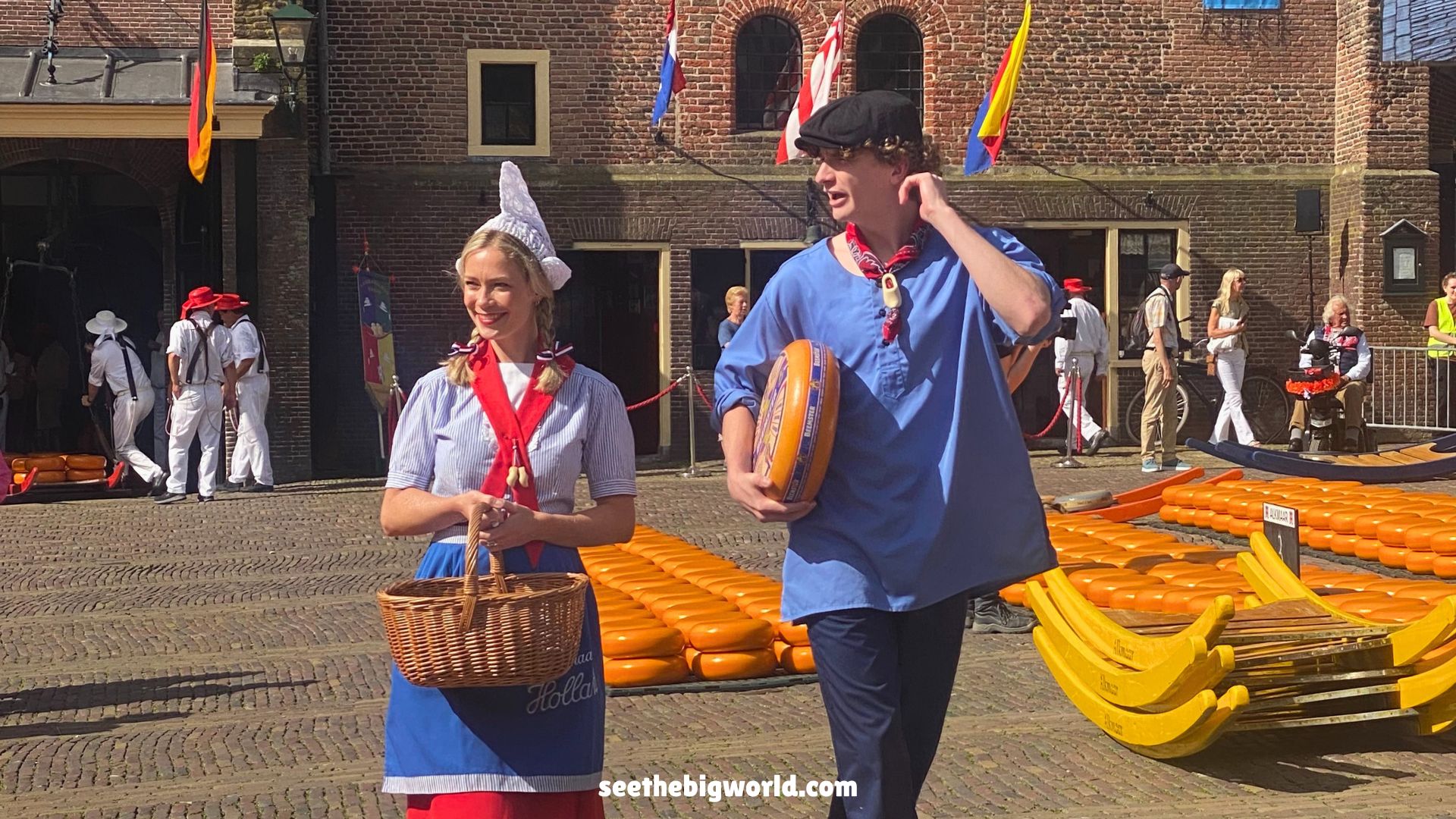Alkmaar Cheese Market|How to Get There and What to Expect