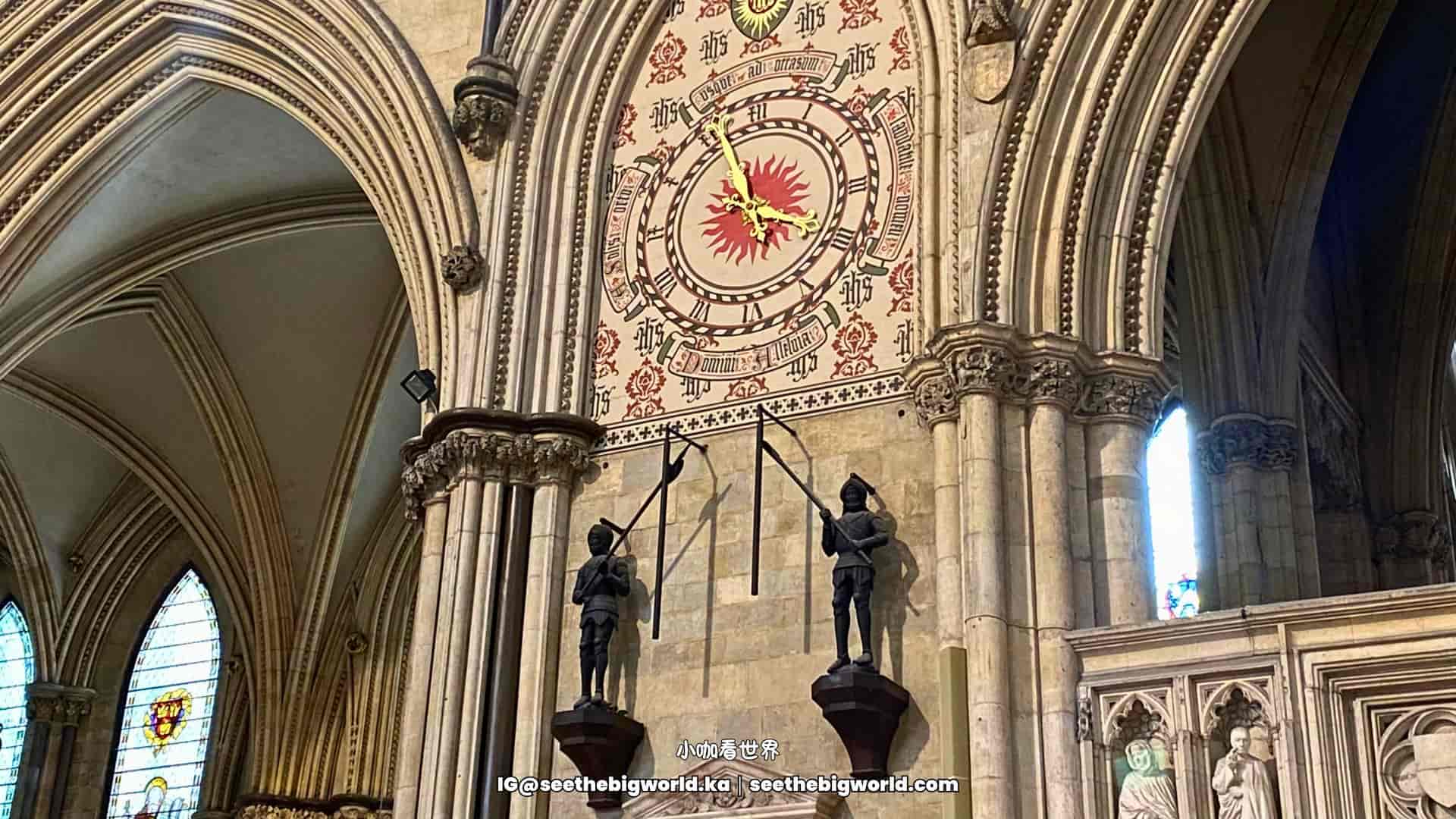 約克大教堂｜Undercroft Museum、彩繪玻璃與教堂名稱分別